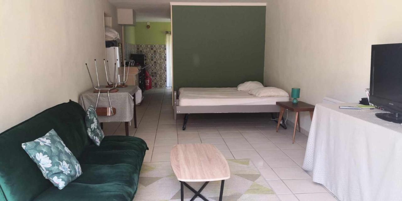 Petit Gite Ou Chambre D'Hotes 2/4 Personnes Buffieres Esterno foto